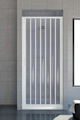 Box doccia a un lato con anta a soffitto in PVC