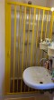 Installazione di un nostro cliente di Ancona Box doccia Venere 1 lato apertura laterale reversibile Misura: 90 x h185 Colore: Giallo