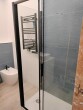 Box Doccia Cristallo 5 MM Trasparente 2 Lati 1 Fisso e 1 Scorrevole Telaio Nero Opaco Misura: 70 x 110 x h190 cm Codice Fornitore: 5206836028736/5206836055572