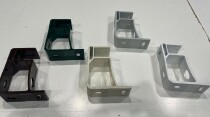 Scheda Staffa di ancoraggio tenda da sole 8000 con barra quadra 40x40