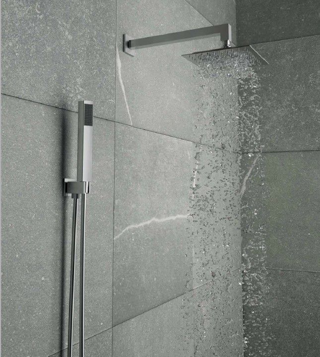 Set doccia a muro (soffione+doccetta) quadrato High Pro - Gedy