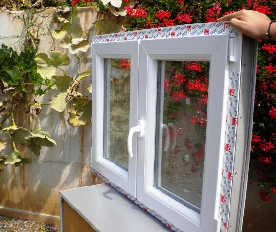 Finestra pvc colore bianco