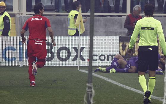 Foto Partita Fiorentina - Juventus (4-2) esultanza di Rossi